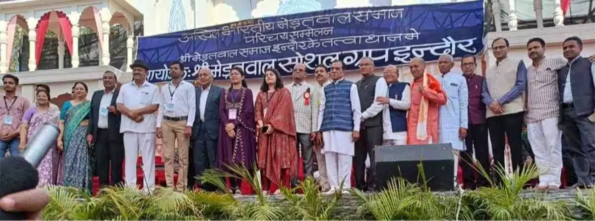 A historic confluence of society at the Virat Parichay Sammelan A historic confluence of society at the Virat Parichay Sammelan