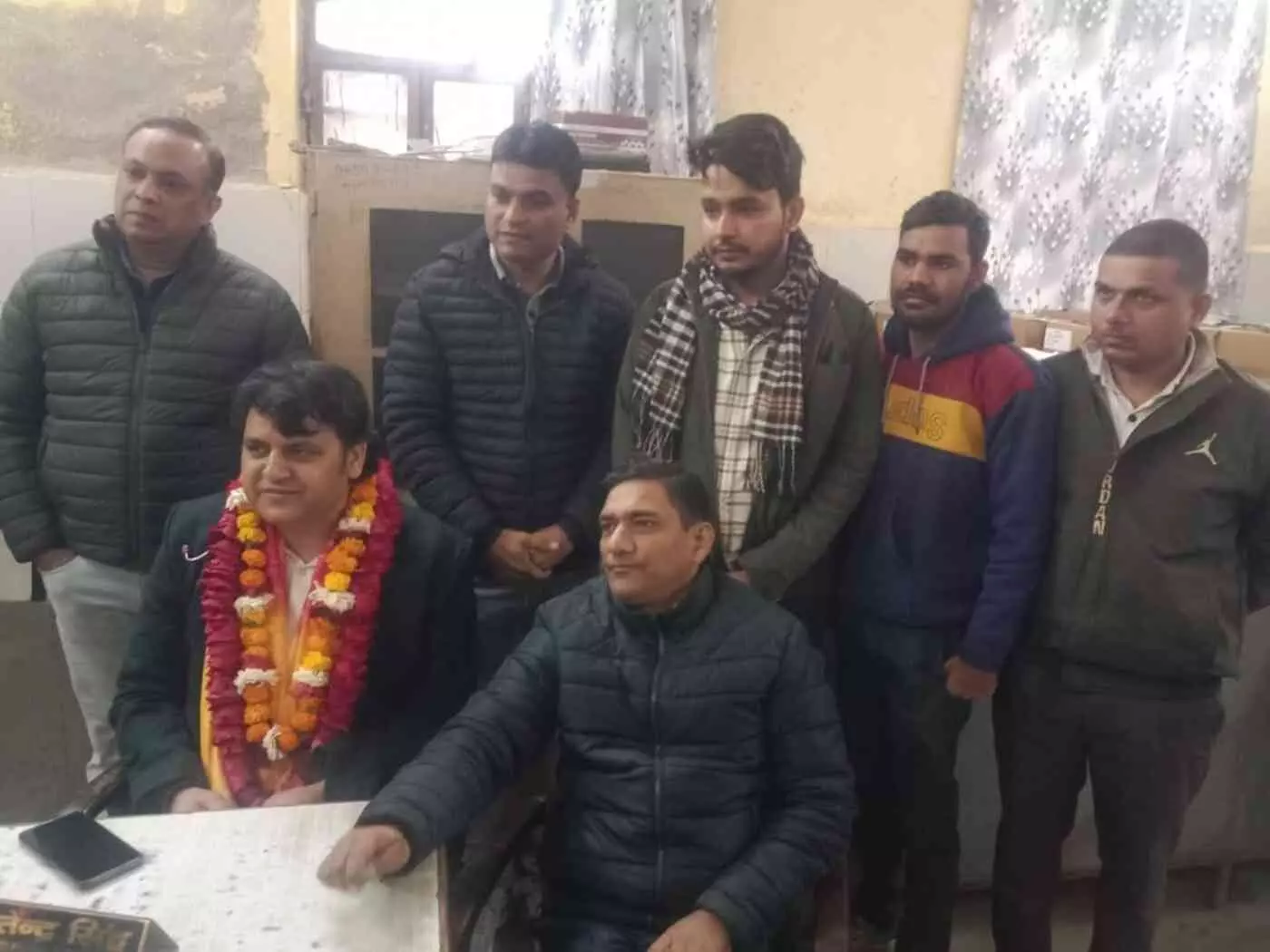 डीग: जिला अस्पताल को मिला नया नेतृत्व, डॉ. जीतेन्द्र सिंह फौजदार ने संभाला पीएमओ पद डीग: जिला अस्पताल को मिला नया नेतृत्व, डॉ. जीतेन्द्र सिंह फौजदार ने संभाला पीएमओ पद