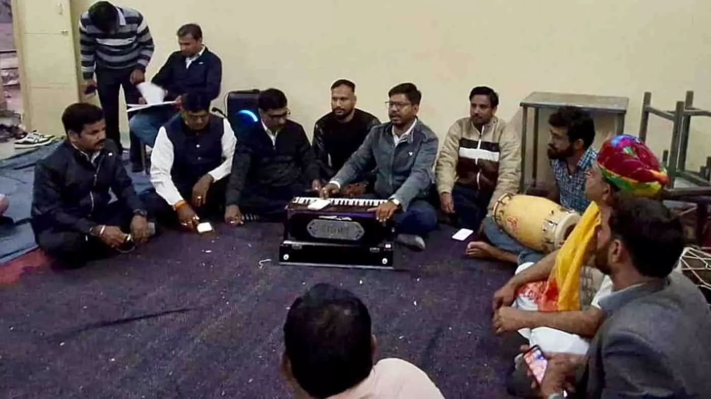 सलूंबर का शिक्षक दल राज्य स्तर पर लहराया परचम, समूह गान में द्वितीय स्थान हासिल