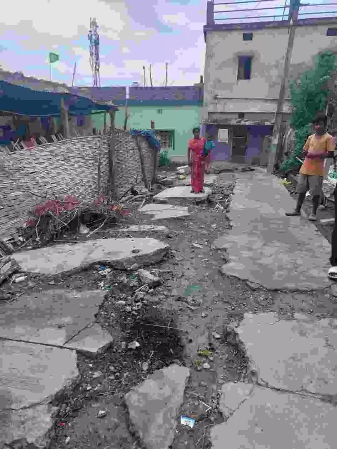 चंद्रपुर: स्मार्ट ग्राम बिबी का सख्त फैसला, अब दोबारा नहीं फोड़े जाएंगे रास्ते; जल जीवन मिशन के ठेकेदार पर पूर्ण बहिष्कार
