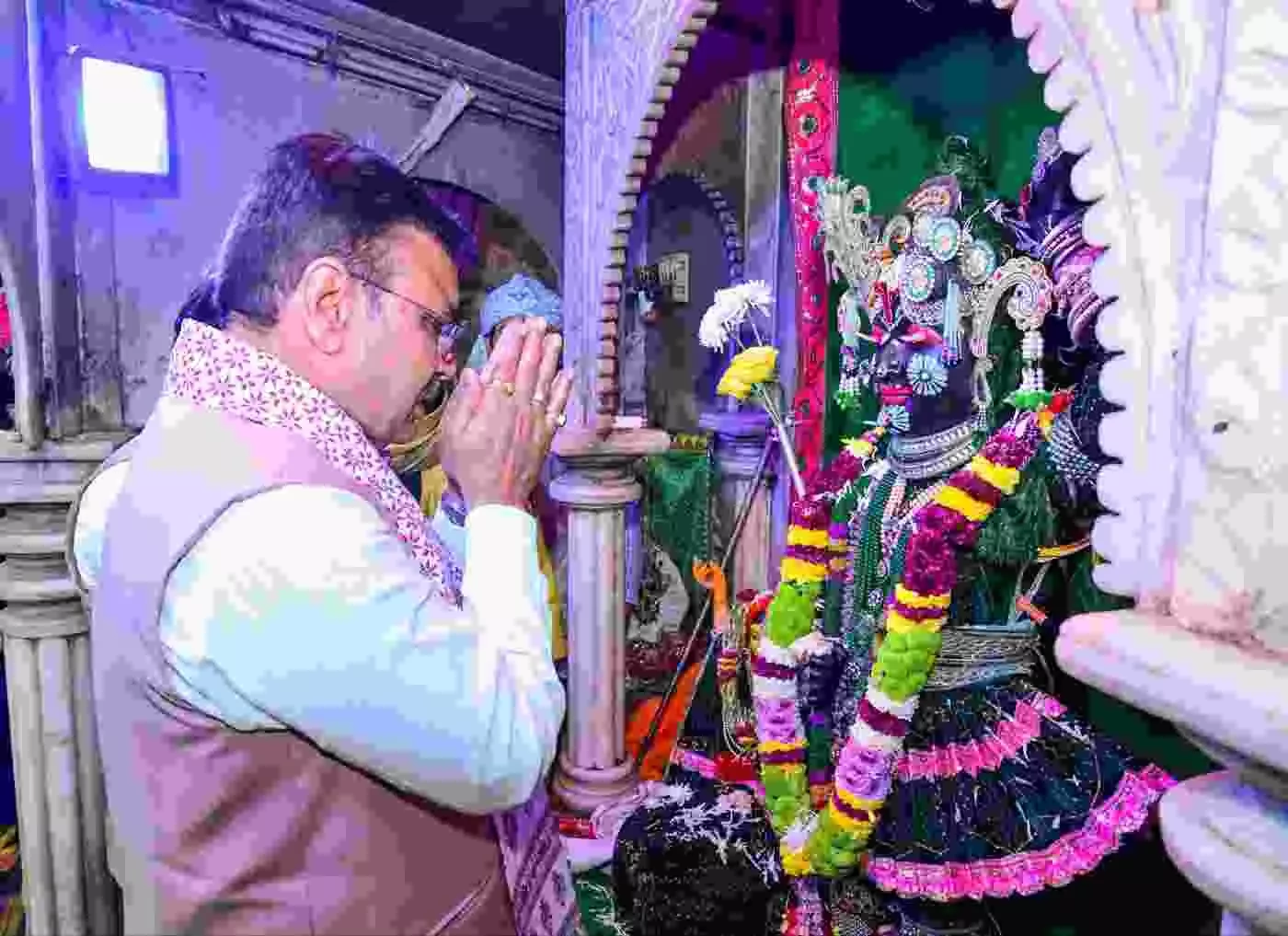 डीग: आस्था और संरक्षण का संगम, मुख्यमंत्री भजनलाल शर्मा ने श्रीनाथजी के चरणों में नवाया शीश, नवनिर्मित पक्षीघर का किया लोकार्पण