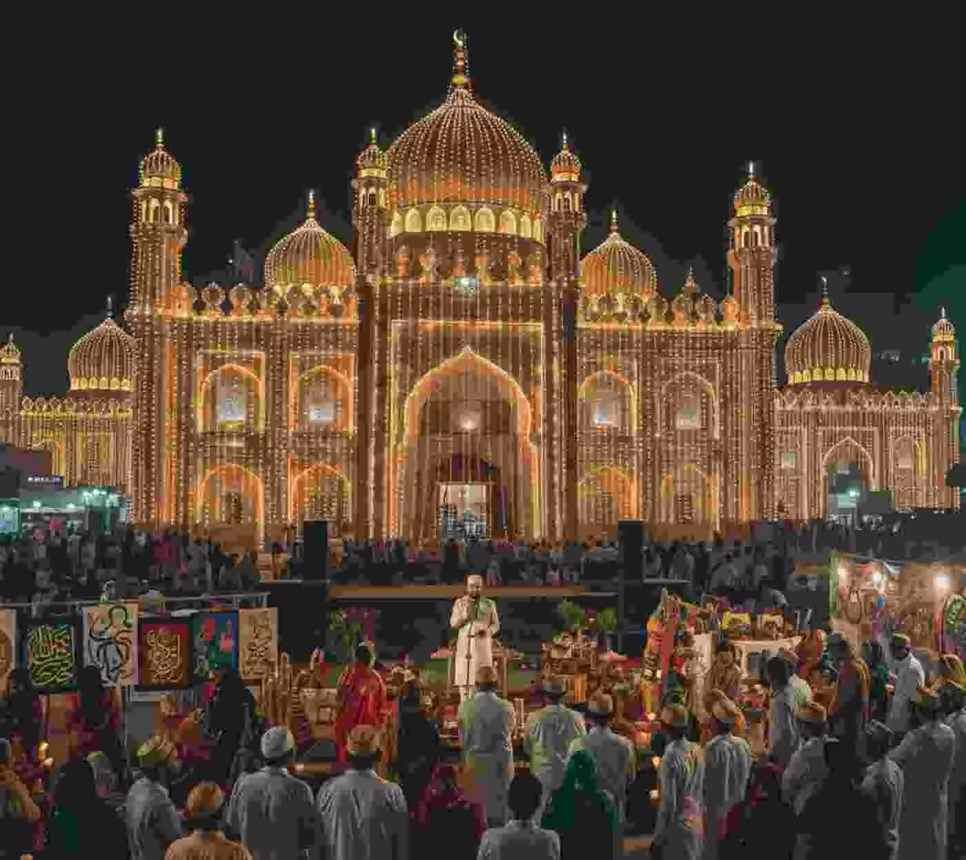 Ai generated image.उदयपुर में यौमे अली का त्रि-दिवसीय आयोजन हर्षोल्लास के साथ संपन्न, मानवता के संदेश से गूंजी बोहरावाड़ी Ai generated image.उदयपुर में यौमे अली का त्रि-दिवसीय आयोजन हर्षोल्लास के साथ संपन्न, मानवता के संदेश से गूंजी बोहरावाड़ी