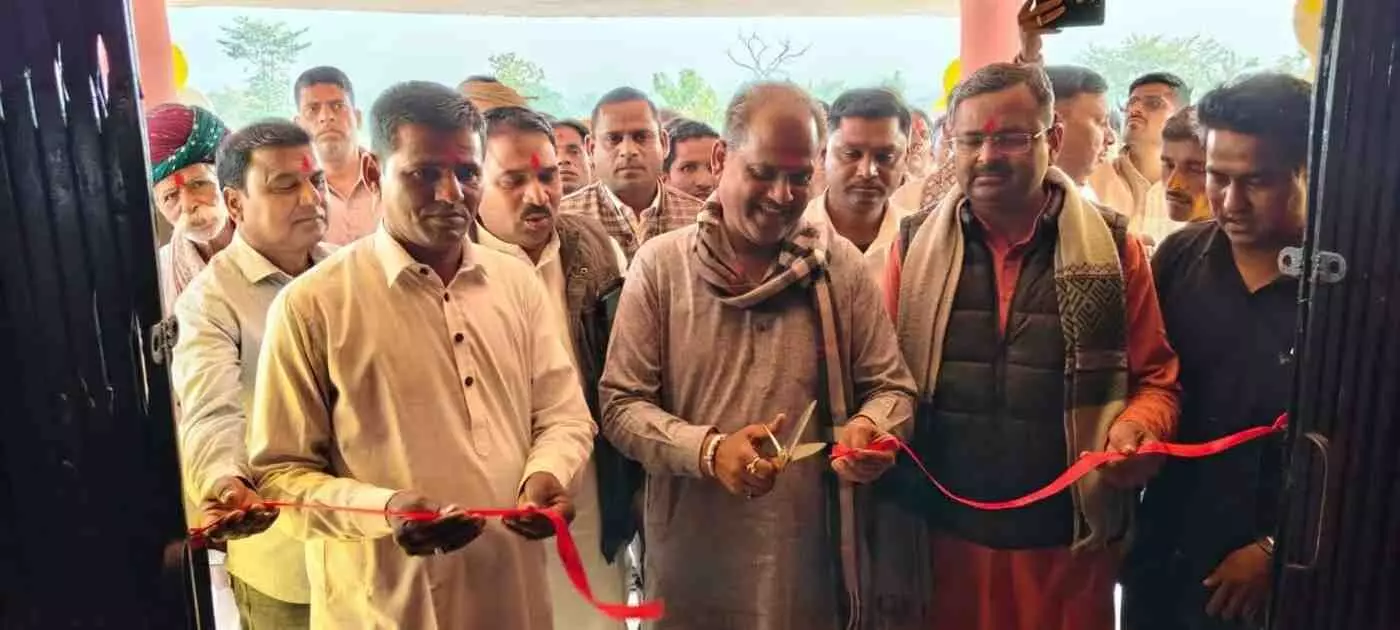 प्रतापगढ़: राजस्व मंत्री हेमंत मीणा ने दी विकास कार्यों की सौगात, गामदा और दतियार में नवनिर्मित भवनों का किया भव्य लोकार्पण प्रतापगढ़: राजस्व मंत्री हेमंत मीणा ने दी विकास कार्यों की सौगात, गामदा और दतियार में नवनिर्मित भवनों का किया भव्य लोकार्पण