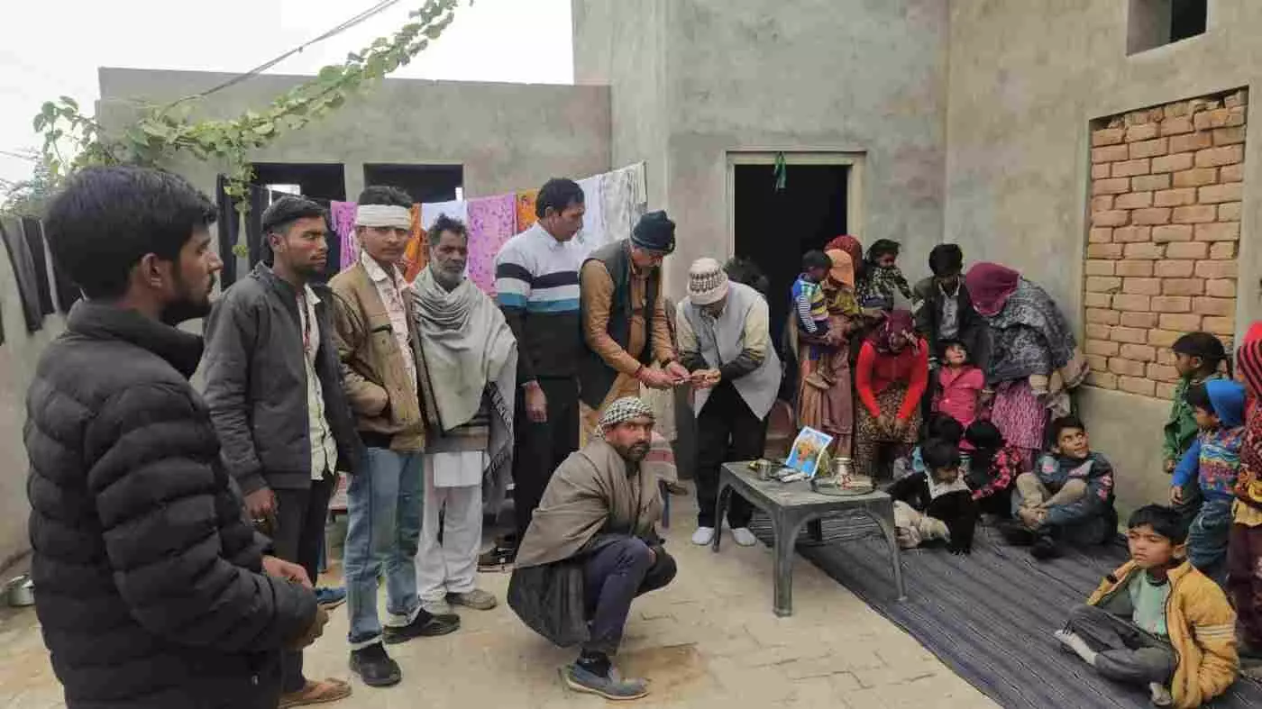 नोहर: चकराजासर में बाल संस्कार केंद्र का आगाज, अब शिक्षा की मुख्यधारा से जुड़ेंगे घुमंतु परिवारों के नौनिहाल