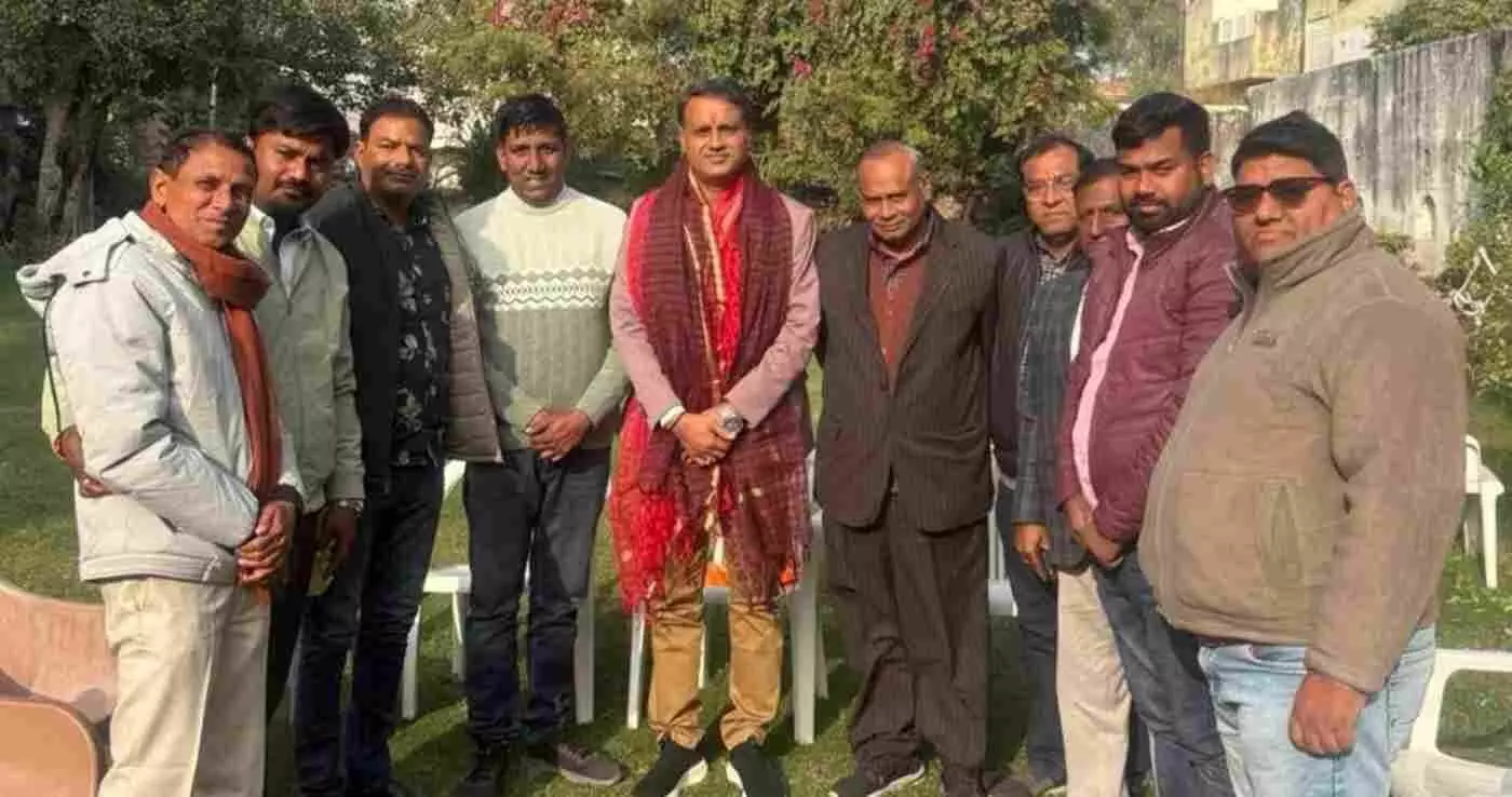 जयपुर: भाजपा संगठन में नई ऊर्जा का संचार, हिरेन मिश्रा के शहर उपाध्यक्ष बनने पर हवामहल में भव्य स्वागत