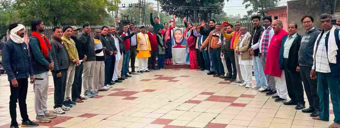 भीलवाड़ा: नारी शक्ति और सामाजिक न्याय की अग्रदूत सावित्रीबाई फुले की 195वीं जयंती ‘प्रेरणा दिवस’ के रूप में मनाई गई भीलवाड़ा: नारी शक्ति और सामाजिक न्याय की अग्रदूत सावित्रीबाई फुले की 195वीं जयंती ‘प्रेरणा दिवस’ के रूप में मनाई गई