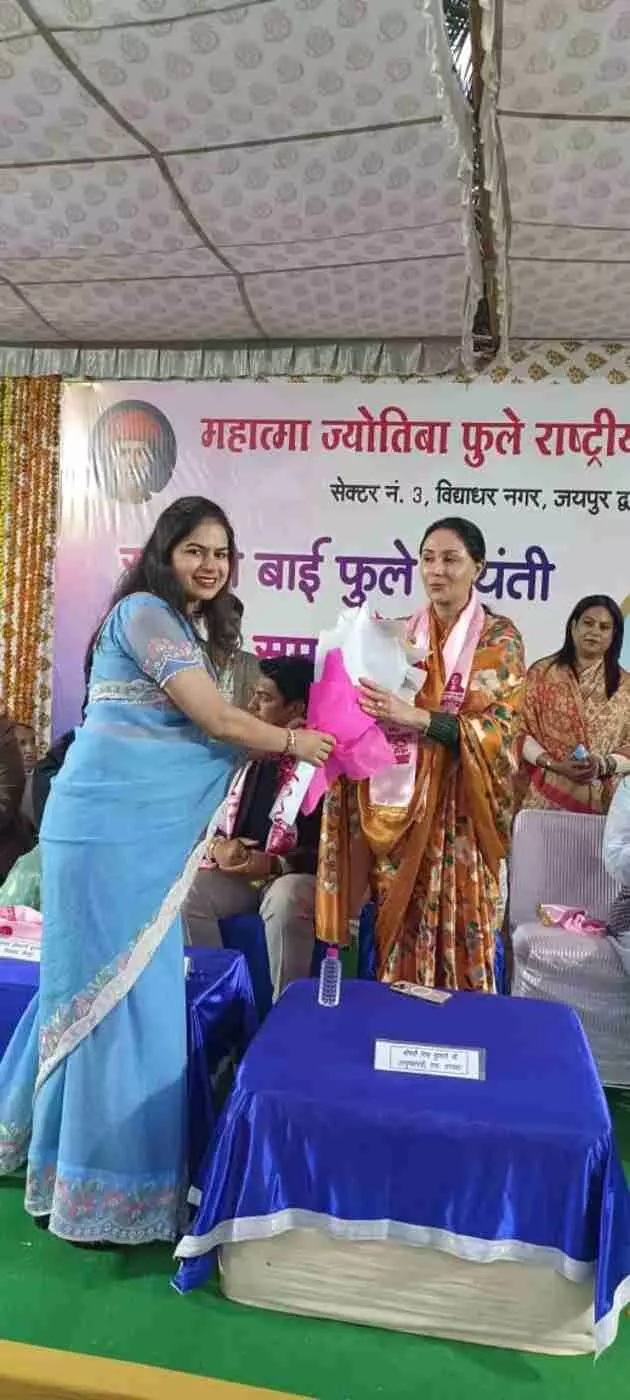 जयपुर: मिसेज राजस्थान जया चौहान ‘सावित्री बाई फूले अवार्ड’ से सम्मानित, उपमुख्यमंत्री दिया कुमारी ने महिला सशक्तिकरण की मिसाल पेश की