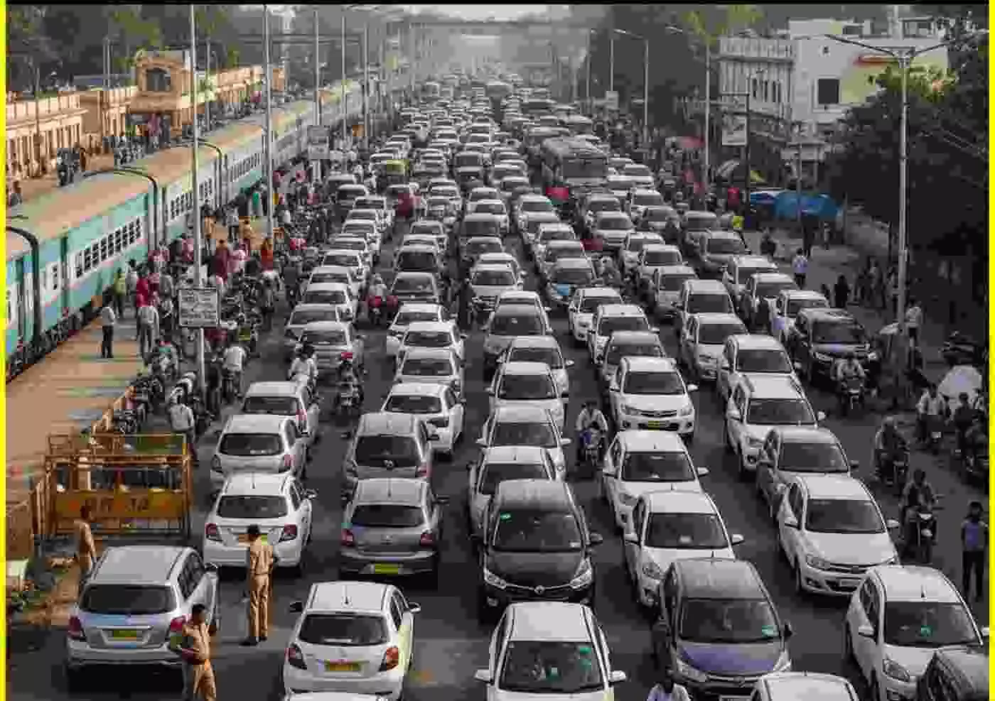 Ai generated image-भीलवाड़ा में ट्रैफिक सिस्टम ध्वस्त: रेलवे स्टेशन क्षेत्र बना पार्किंग जोन, घंटों रेंगते रहे वाहन