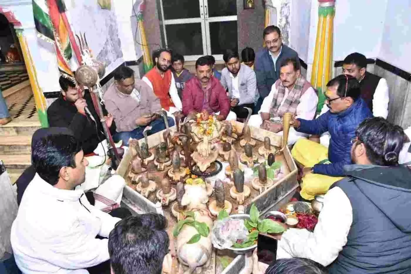सवाई माधोपुर: नवनियुक्त भाजपा प्रदेश उपाध्यक्ष मुकेश दाधीच ने शिवाड़ में किया जलाभिषेक, समर्थकों का उमड़ा सैलाब