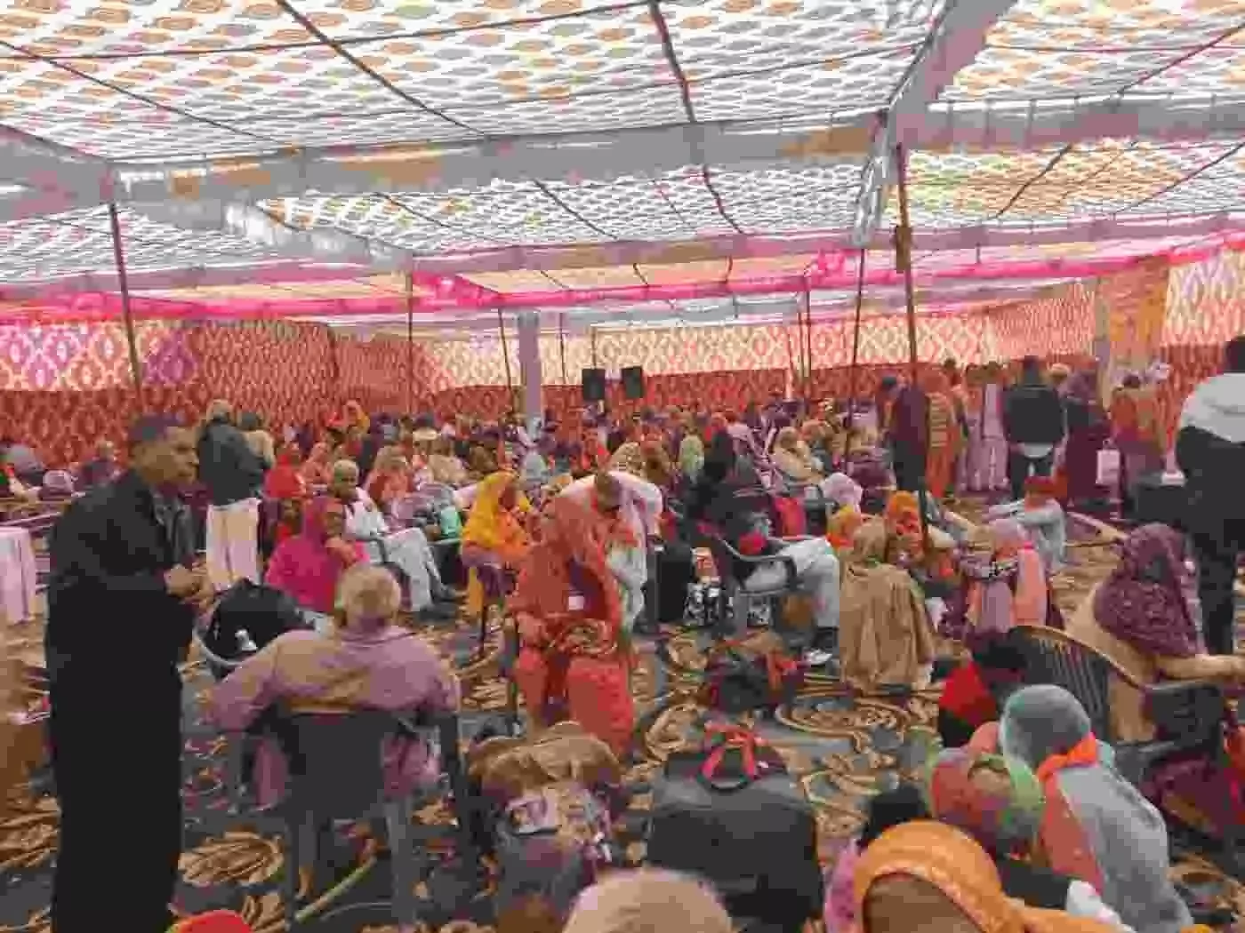 चित्तौड़गढ़: भक्ति के मार्ग पर बढ़े बुजुर्गों के कदम, जगन्नाथ पुरी के लिए आस्था की विशेष ट्रेन रवाना