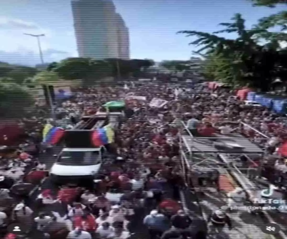 Worldwide opposition to US action – Demonstrations in many countries Worldwide opposition to US action – Demonstrations in many countries