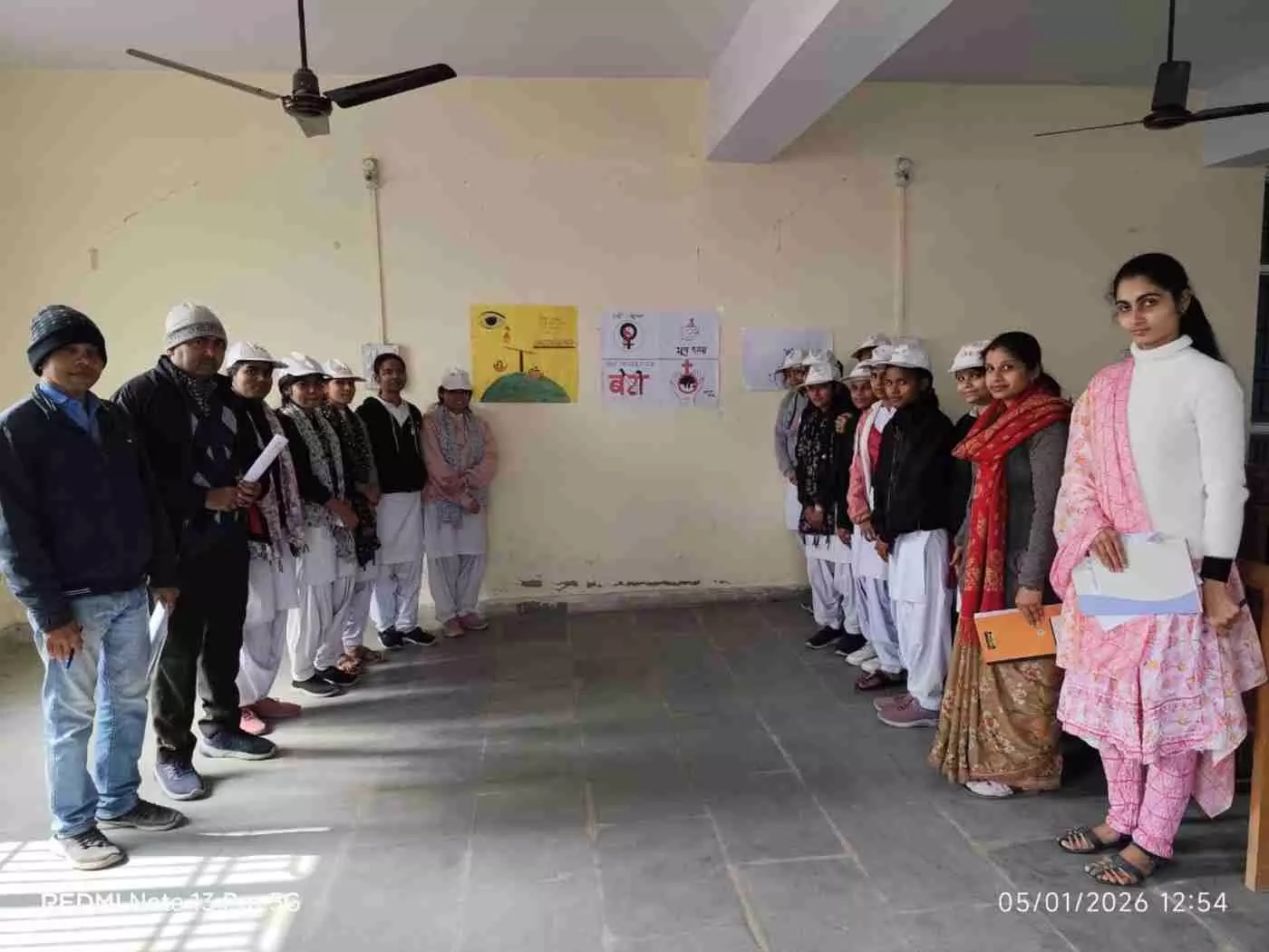 बयाना: एनएसएस शिविर में गूंजी बेटी बचाओ की गूंज, कन्या भ्रूण हत्या के खिलाफ छात्राओं ने भरी हुंकार बयाना: एनएसएस शिविर में गूंजी बेटी बचाओ की गूंज, कन्या भ्रूण हत्या के खिलाफ छात्राओं ने भरी हुंकार