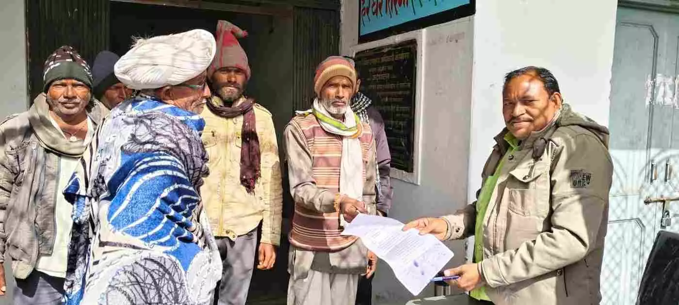 आमेट: वार्ड परिसीमन के खिलाफ फूटा ग्रामीणों का आक्रोश, भादला को जिलोला पंचायत में रखने की पुरजोर मांग आमेट: वार्ड परिसीमन के खिलाफ फूटा ग्रामीणों का आक्रोश, भादला को जिलोला पंचायत में रखने की पुरजोर मांग