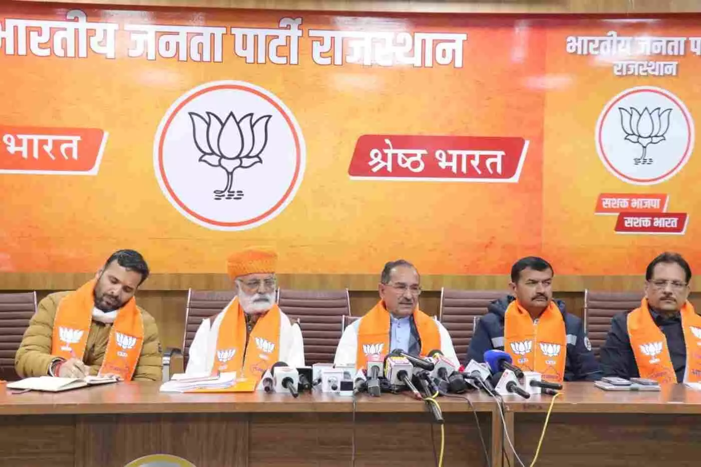 जयपुर: भाजपा प्रदेश अध्यक्ष मदन राठौड़ का विपक्ष पर तीखा प्रहार, वीबी-जी रामजी मिशन को बताया ग्रामीण भारत के सपनों की नई उड़ान