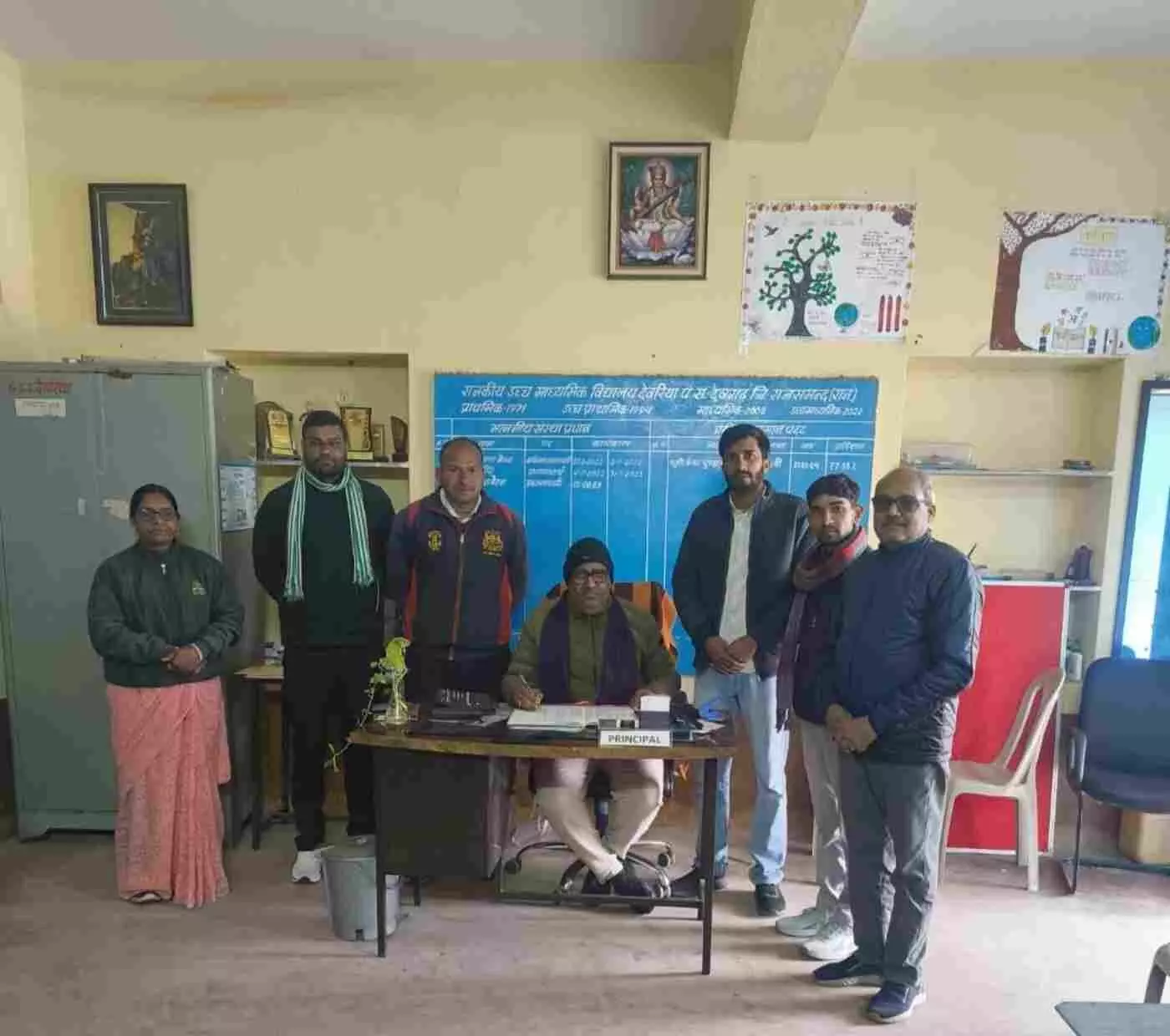 आमेट: पीईईओ देवीलाल खटीक ने देवरिया विद्यालय का किया औचक निरीक्षण, व्यवस्थाओं को बारीकी से परखा