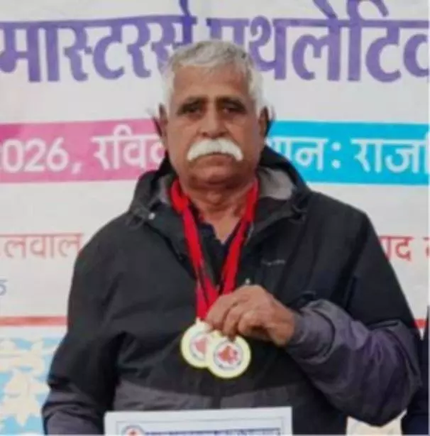 झाड़ोल: उम्र को मात दे छातरड़ी के मोहन सिंह ने अलवर में गाड़े सफलता के झंडे, अब केरल में दिखाएंगे दम झाड़ोल: उम्र को मात दे छातरड़ी के मोहन सिंह ने अलवर में गाड़े सफलता के झंडे, अब केरल में दिखाएंगे दम