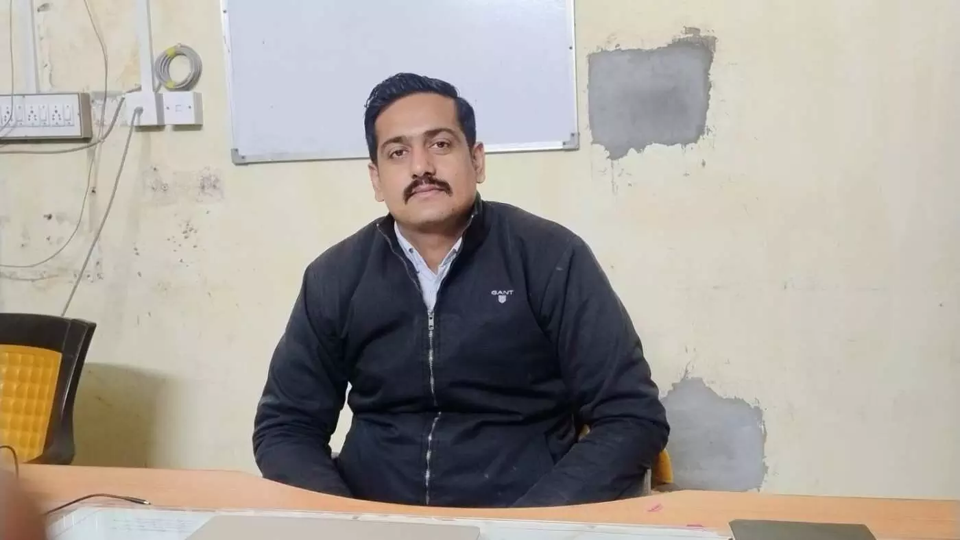 सवाई माधोपुर: जिला परिवहन कार्यालय में नेतृत्व का नया सवेरा, अभिजीत सिंह ने संभाला कार्यभार सवाई माधोपुर: जिला परिवहन कार्यालय में नेतृत्व का नया सवेरा, अभिजीत सिंह ने संभाला कार्यभार