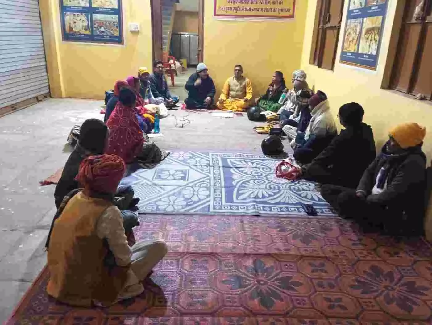 प्रतापगढ़ में गायत्री परिवार की जिला स्तरीय बैठक संपन्न: माता भगवती देवी शर्मा जनशताब्दी समारोह के लिए कार्यकर्ताओं ने भरी हुंकार