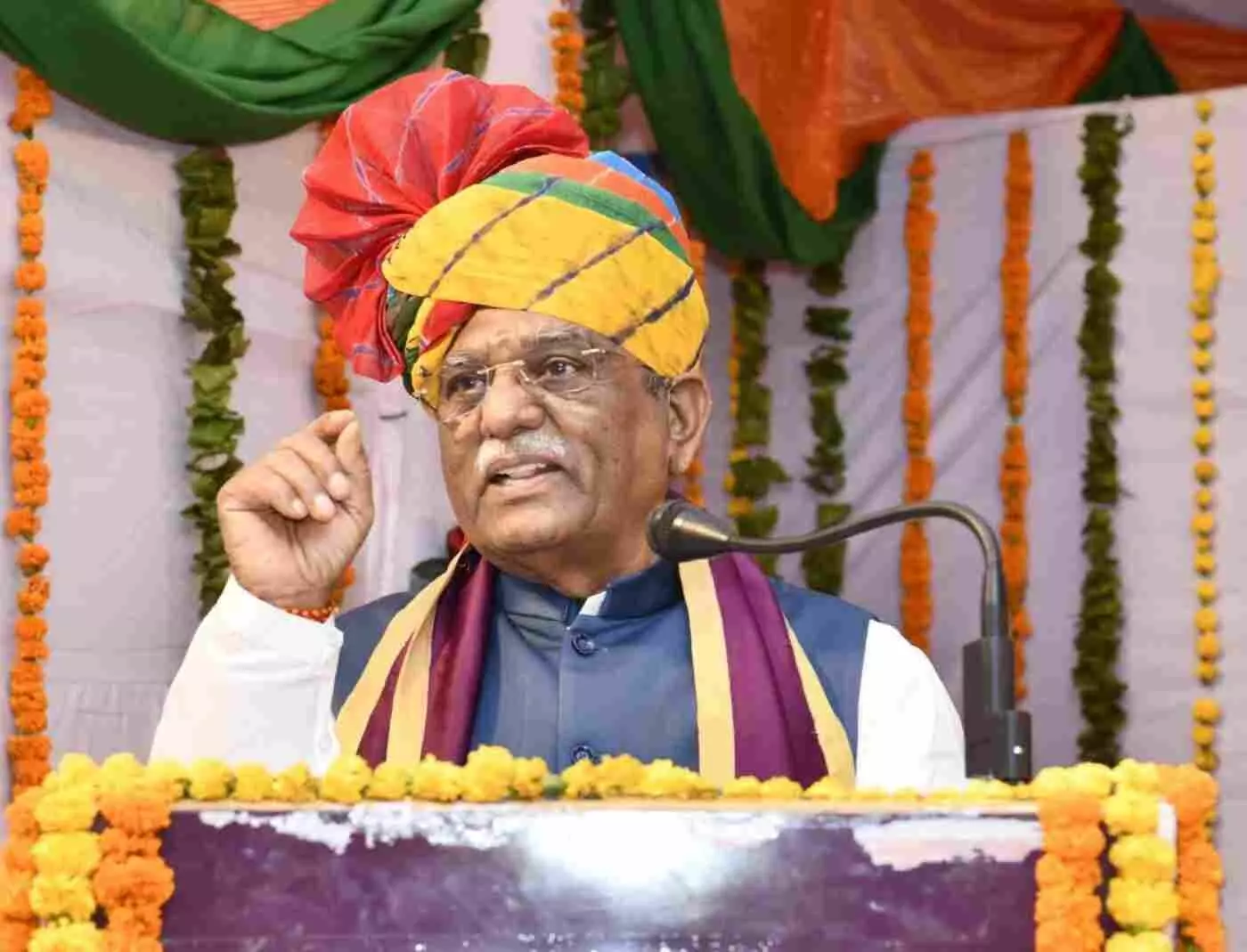 जयपुर: विश्व हिन्दी दिवस पर राज्यपाल श्री हरिभाऊ बागडे ने दी शुभकामनाएं, हिन्दी को बताया संस्कृति का आधार जयपुर: विश्व हिन्दी दिवस पर राज्यपाल श्री हरिभाऊ बागडे ने दी शुभकामनाएं, हिन्दी को बताया संस्कृति का आधार