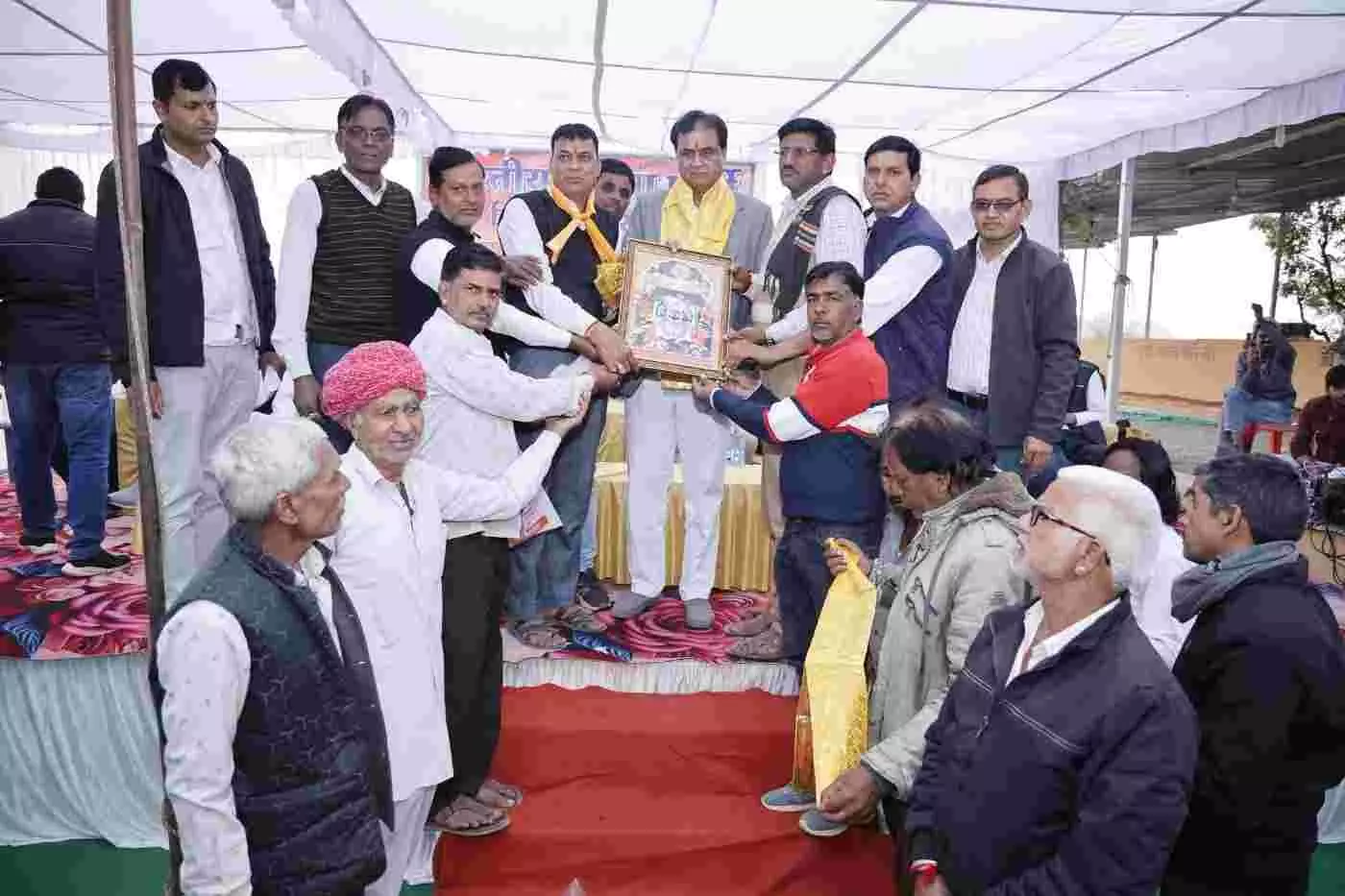 निंबाहेड़ा: विकास की राह पर दौड़ेगी प्रगति, विधायक श्रीचंद कृपलानी ने 11.24 करोड़ की सड़क परियोजनाओं का किया शिलान्यास