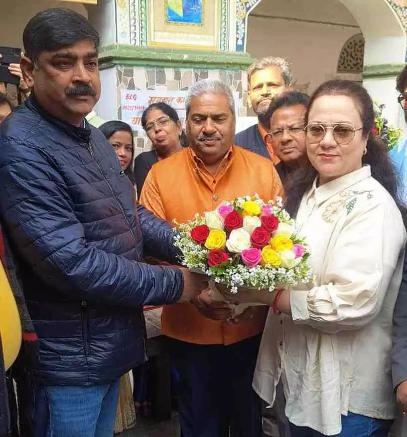 भीलवाड़ा में मंदाकिनी ने परोसा स्वाभिमान: मानसिंहका धर्मशाला में जरूरतमंदों के संग मनाया रिजु झुनझुनवाला का जन्मदिन