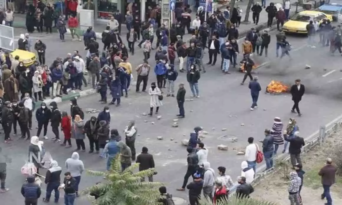 Tehrans scorching streets: Public anger boils over in Iran, with over 10,000 protesters surrounding the corridors of power. Tehrans scorching streets: Public anger boils over in Iran, with over 10,000 protesters surrounding the corridors of power.
