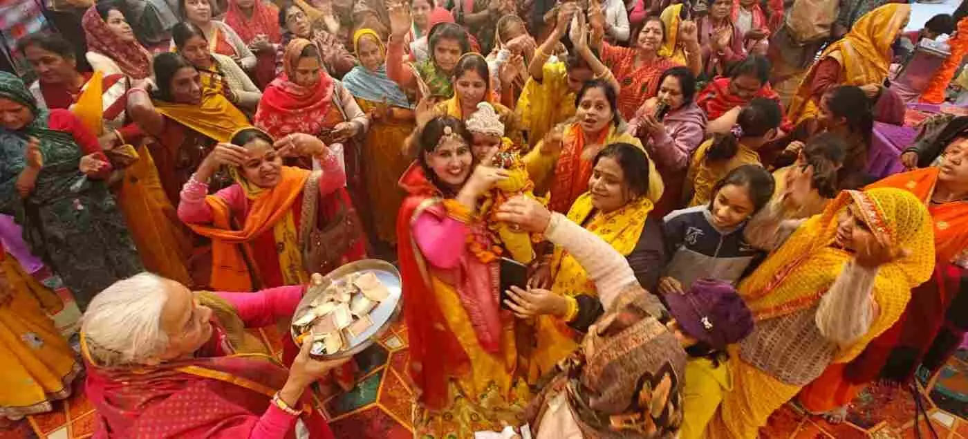कोटा: भीमेश्वर महादेव मंदिर में गूंजा नन्द घर आनन्द भयो, राघव ऋषि ने कहा- पवित्र मन में ही होता है प्रभु का वास कोटा: भीमेश्वर महादेव मंदिर में गूंजा नन्द घर आनन्द भयो, राघव ऋषि ने कहा- पवित्र मन में ही होता है प्रभु का वास