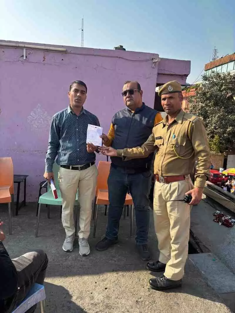 जयपुर में गंदगी और सिंगल यूज प्लास्टिक पर निगम का हंटर, नेहरू बाजार के नामी रेस्टोरेंट पर 70 हजार का भारी जुर्माना