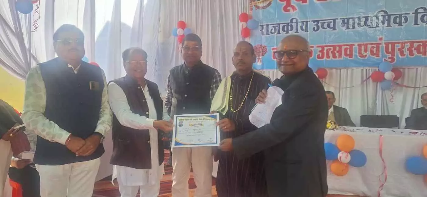 झालावाड़: बकानी के लाल संगीत सम्राट स्वर्गीय नमजी जैन की स्मृति में चैरिटेबल ट्रस्ट का गठन, वार्षिक उत्सव में प्रतिभाओं का सम्मान झालावाड़: बकानी के लाल संगीत सम्राट स्वर्गीय नमजी जैन की स्मृति में चैरिटेबल ट्रस्ट का गठन, वार्षिक उत्सव में प्रतिभाओं का सम्मान