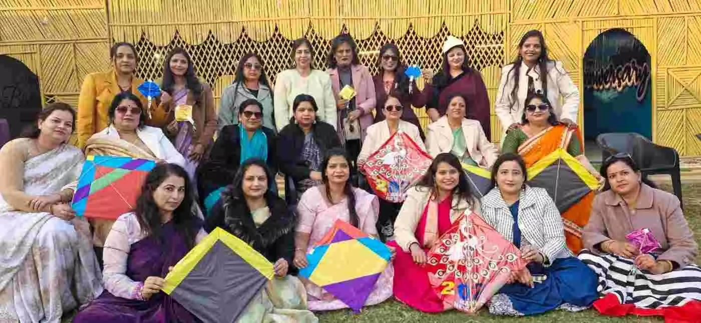 बारां: सनाढ्य महिला मंडल ने विंटर डे और संक्रांति के उल्लास संग मनाया नववर्ष का स्नेहमिलन समारोह