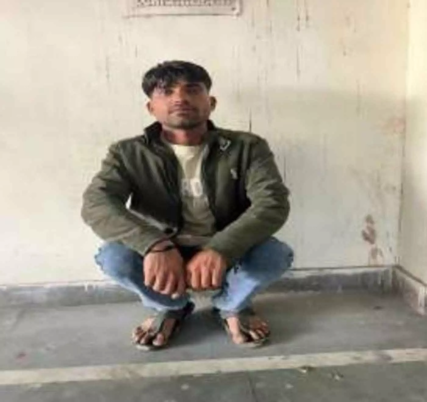 सवाई माधोपुर: सूरवाल पुलिस की बड़ी कार्रवाई, अवैध बनास पत्थर से भरी ट्रैक्टर-ट्रॉली जब्त, चालक गिरफ्तार