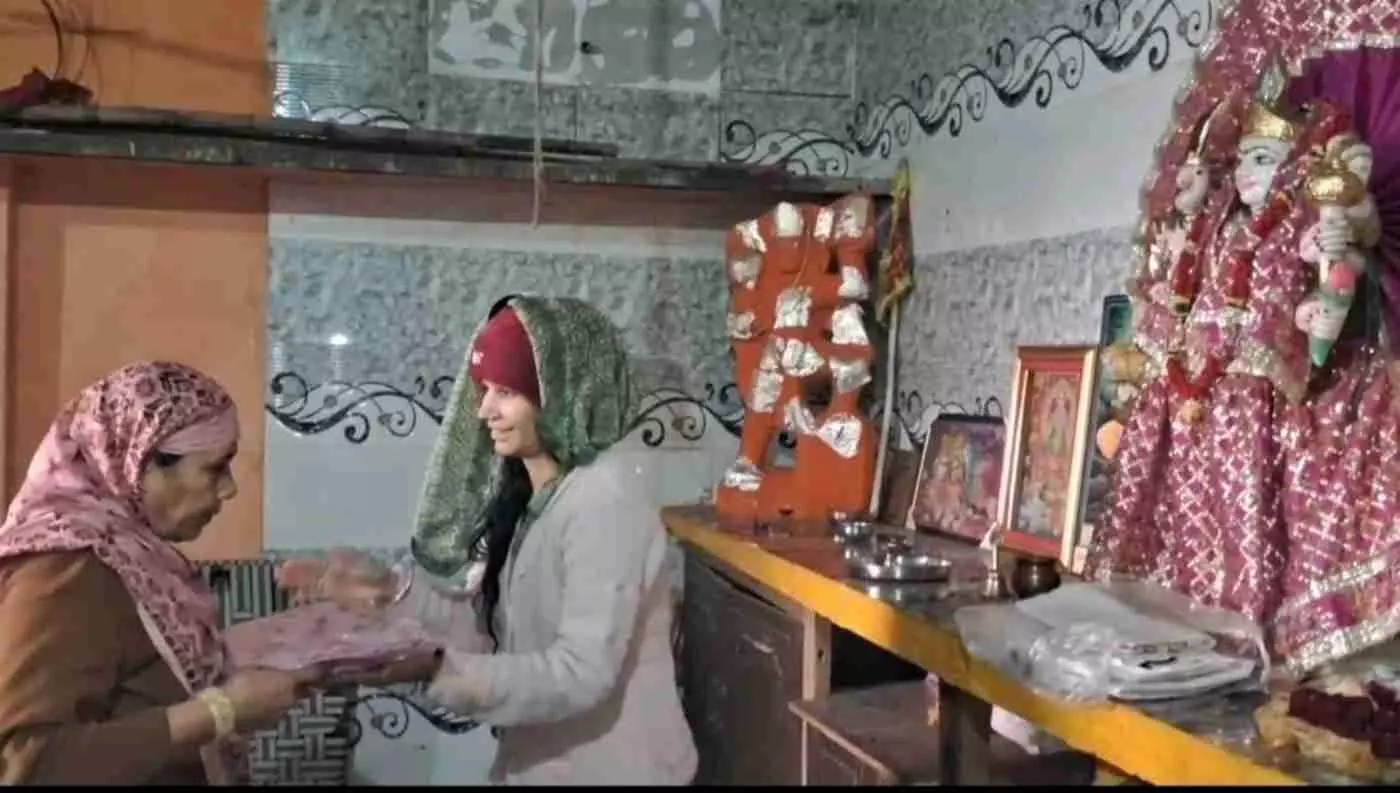 डीग में मकर संक्रांति और षटतिला एकादशी का अद्भुत संयोग, दान-पुण्य के सैलाब से सराबोर हुआ जिला डीग में मकर संक्रांति और षटतिला एकादशी का अद्भुत संयोग, दान-पुण्य के सैलाब से सराबोर हुआ जिला