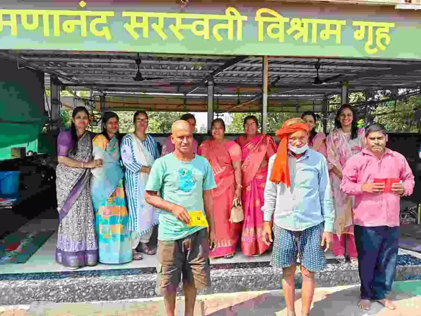 मुंबई में सेवा की मिसाल: तेरापंथ महिला मंडल ने कैंसर पीड़ितों की सेवा कर मानवता को किया गौरवान्वित