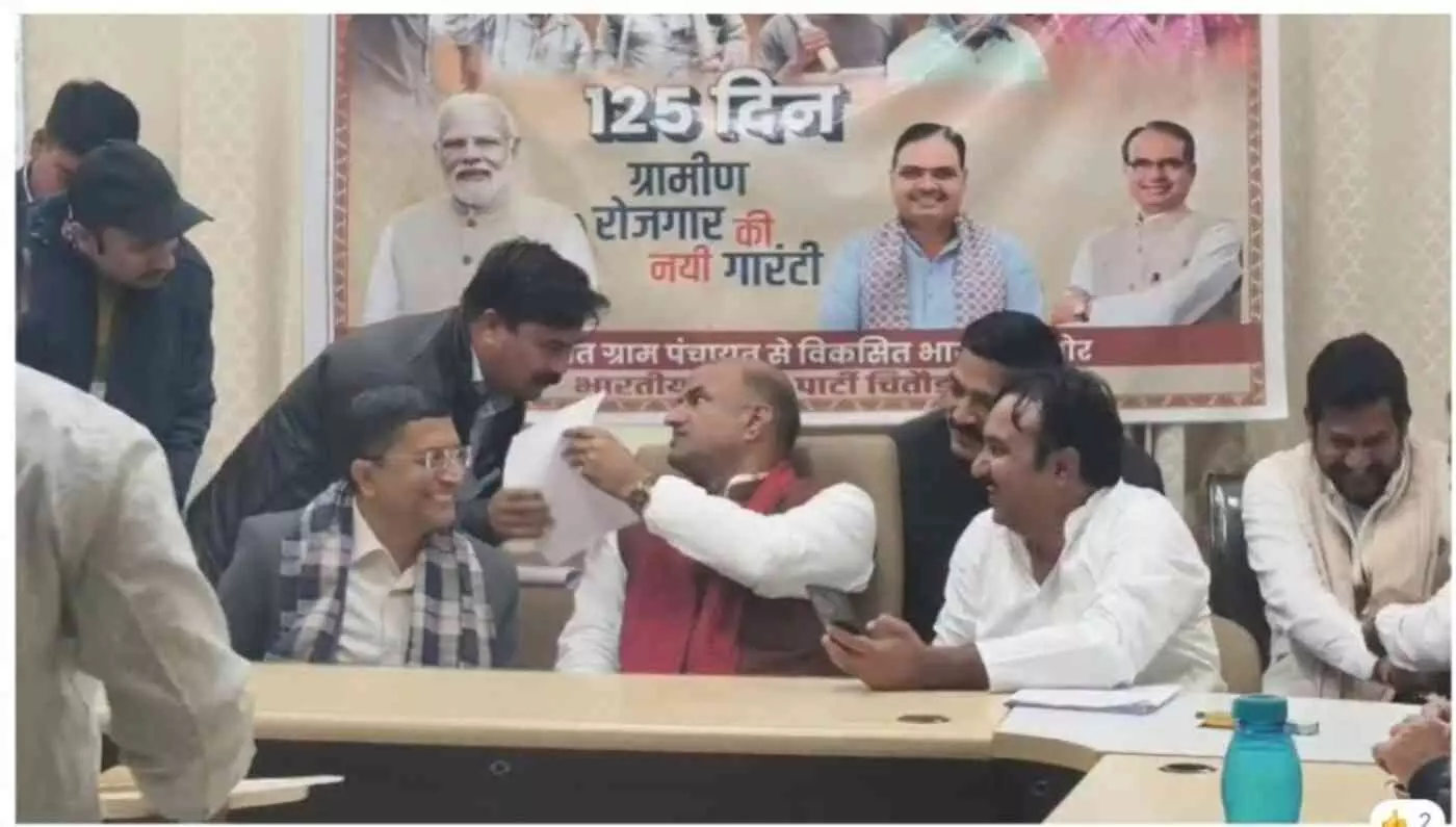 चित्तौड़गढ़: नियमितीकरण की आस में थमा चिकित्सा व्यवस्था का पहिया, आर-पार की जंग के मूड में एनएचएम संविदाकर्मी