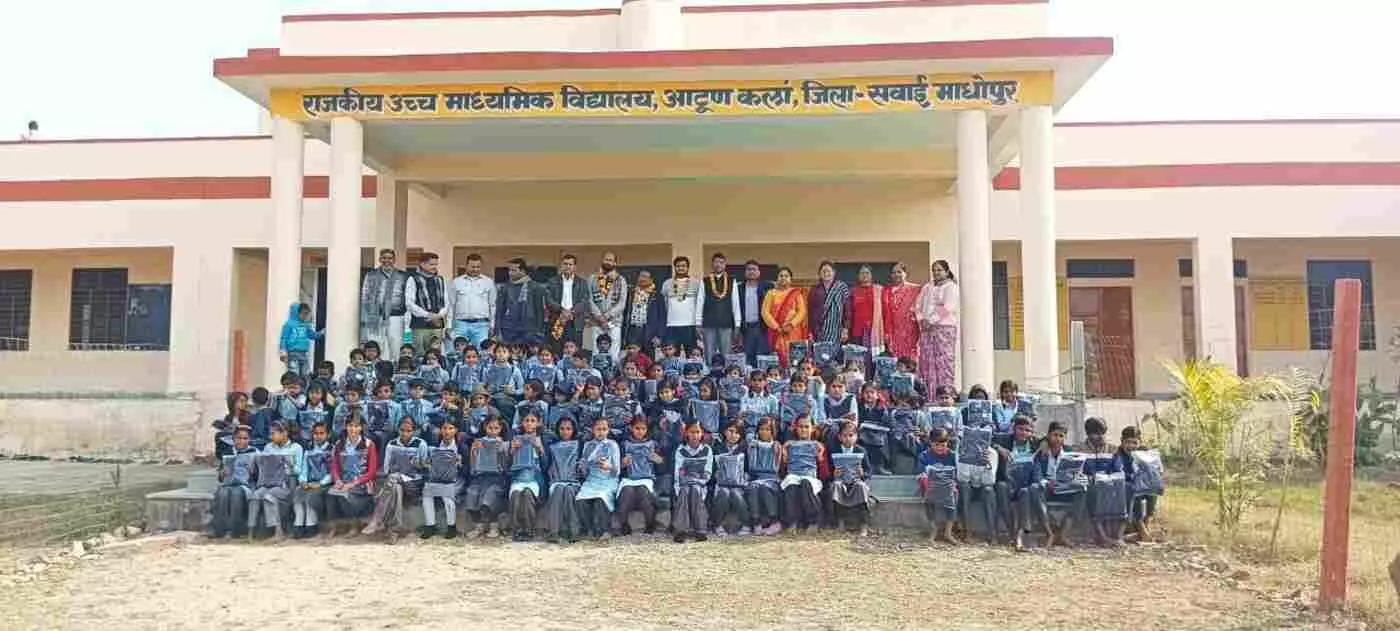 सवाई माधोपुर: कड़ाके की ठंड में भारत विकास परिषद ने बिखेरी गर्माहट, 101 मासूमों के चेहरों पर लौटी मुस्कान