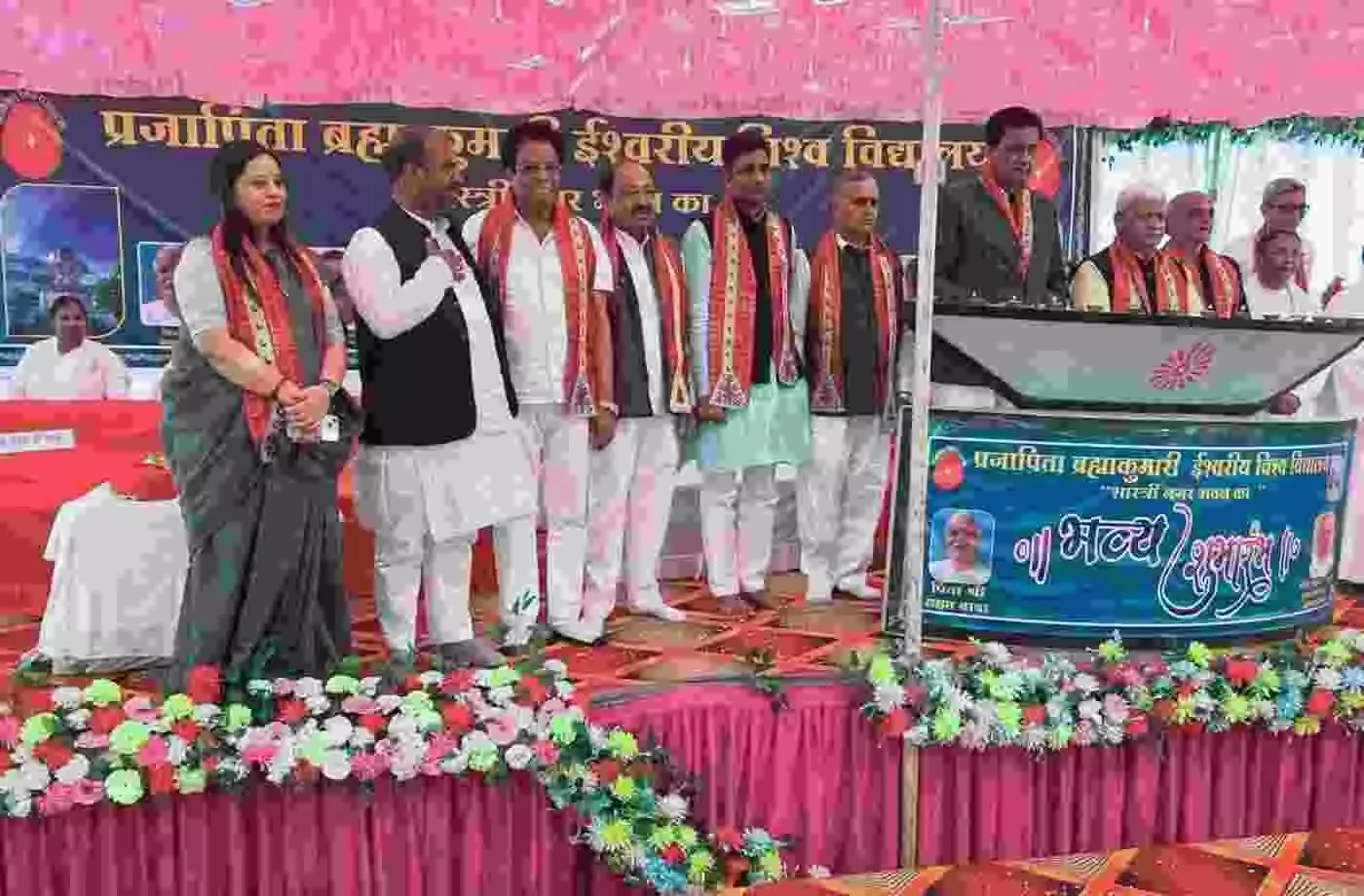 भीलवाड़ा में आध्यात्मिक क्रांति का शंखनाद: मकर संक्रांति पर ब्रह्माकुमारीज़ के भव्य शांति द्वार का श्रीगणेश