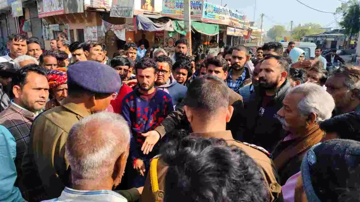चित्तौड़गढ़: बानसेन के बालाजी मंदिर में बड़ी डकैती, आस्था के शिखर से सोने का कलश ले उड़े बेखौफ चोर