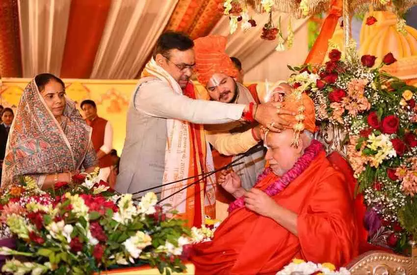 जयपुर में उमड़ा श्रद्धा का सैलाब: मुख्यमंत्री भजनलाल शर्मा ने जगद्गुरु रामभद्राचार्य के जन्मोत्सव पर टेका मत्था, कहा- राम हमारे रोम-रोम में
