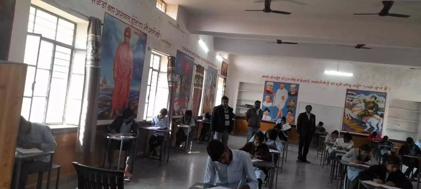 निम्बाहेडा: बोर्ड परीक्षा में फहराएगा सफलता का परचम, डॉ. कुमावत और डॉ. लुहार ने विद्यार्थियों को दिए जीत के मंत्र