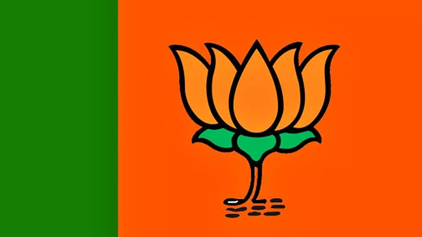 करौली में सट्टाकिंग की अवैध संपत्ति पर गरमाई सियासत: भाजपा ने घेरा कलेक्ट्रेट, बुलडोजर कार्रवाई के लिए दिया अल्टीमेटम करौली में सट्टाकिंग की अवैध संपत्ति पर गरमाई सियासत: भाजपा ने घेरा कलेक्ट्रेट, बुलडोजर कार्रवाई के लिए दिया अल्टीमेटम