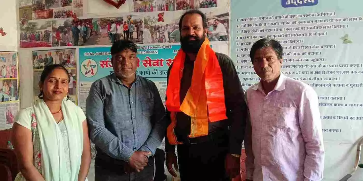 प्रतापगढ़: खेती और सेवा के संगम से संजीवनी संस्थान ने लिखी नई इबारत, सेवानिवृत्त कृषि अधिकारी भी हुए कार्यों के कायल प्रतापगढ़: खेती और सेवा के संगम से संजीवनी संस्थान ने लिखी नई इबारत, सेवानिवृत्त कृषि अधिकारी भी हुए कार्यों के कायल