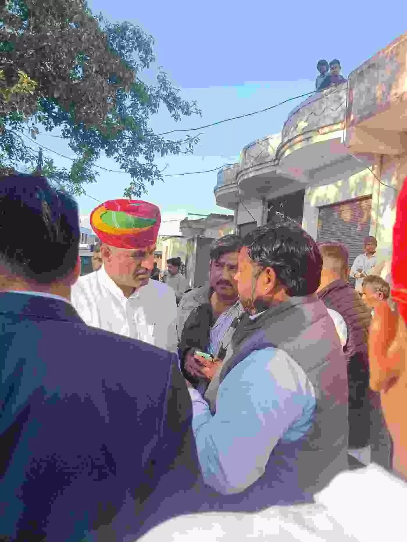 मावली की बदहाली पर बरसे व्यापार मंडल अध्यक्ष: सांसद को सौंपा 8 सूत्रीय मांग पत्र, आंदोलन की दी चेतावनी!