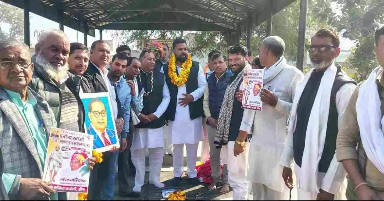 Political earthquake in Deeg: Congresss Hulla Bol in Gandhi Park to save MNREGA, senior leaders sit on hunger strike against the central government.