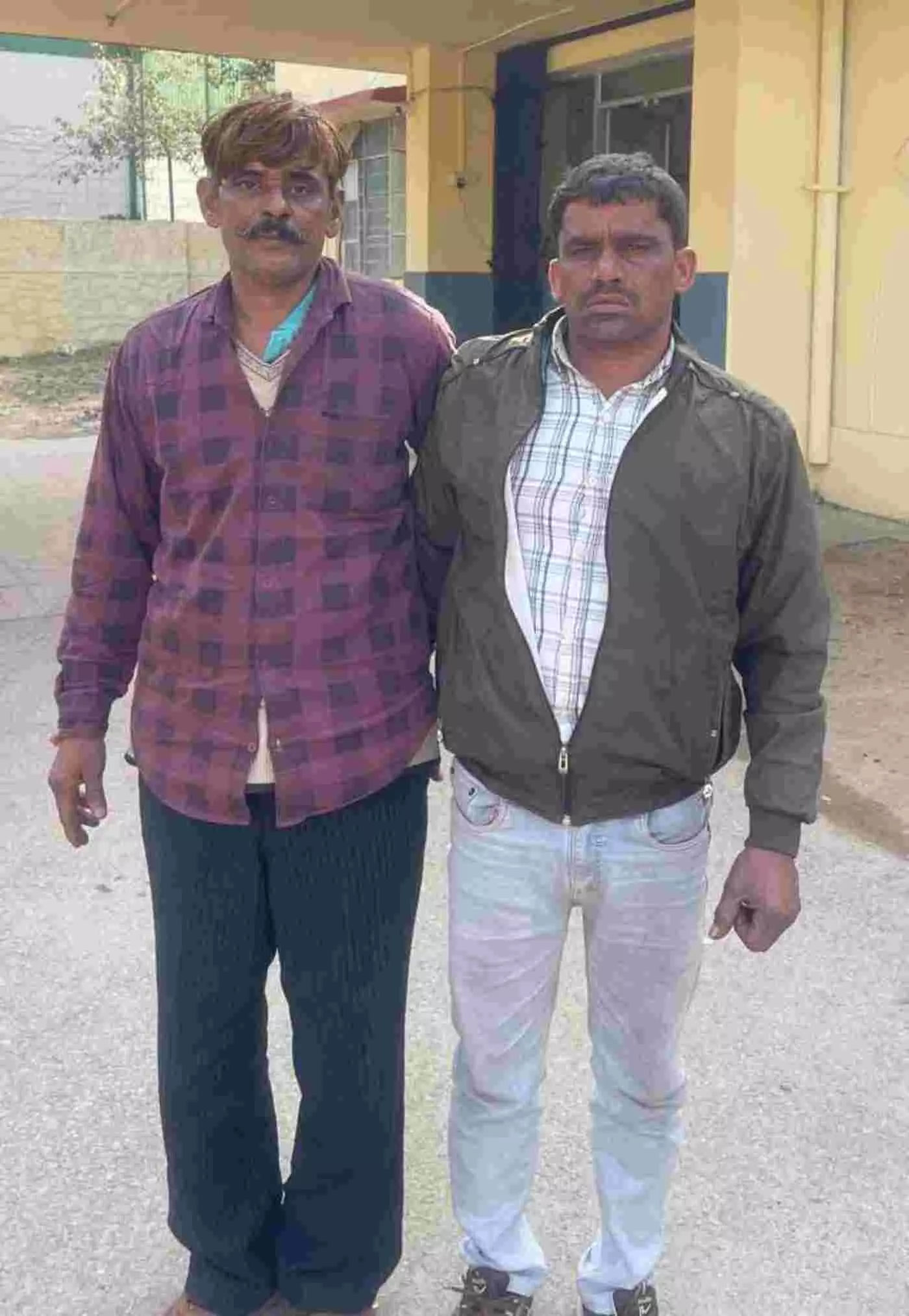 चित्तौड़गढ़ में पुलिस की बड़ी स्ट्राइक: ओछड़ी पुलिया के नीचे दबोचे गए हरियाणा के तस्कर, भारी मात्रा में डोडाचूरा बरामद