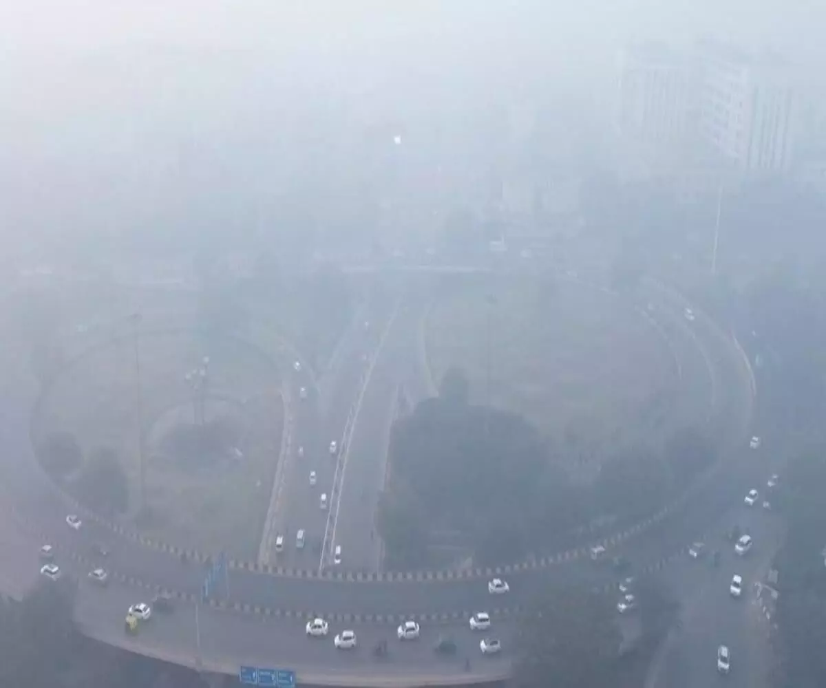 Delhi in the grip of toxic air: AQI at severe level. When the air itself becomes the enemy, every breath becomes a warning.
