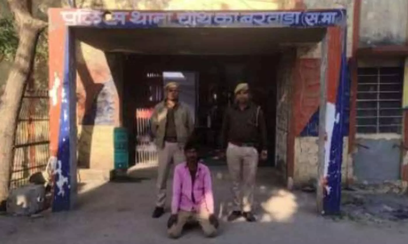 सवाई माधोपुर: चौथ का बरवाड़ा पुलिस की बड़ी कार्रवाई, 2 लीटर अवैध हथकड़ शराब के साथ आरोपी गिरफ्तार