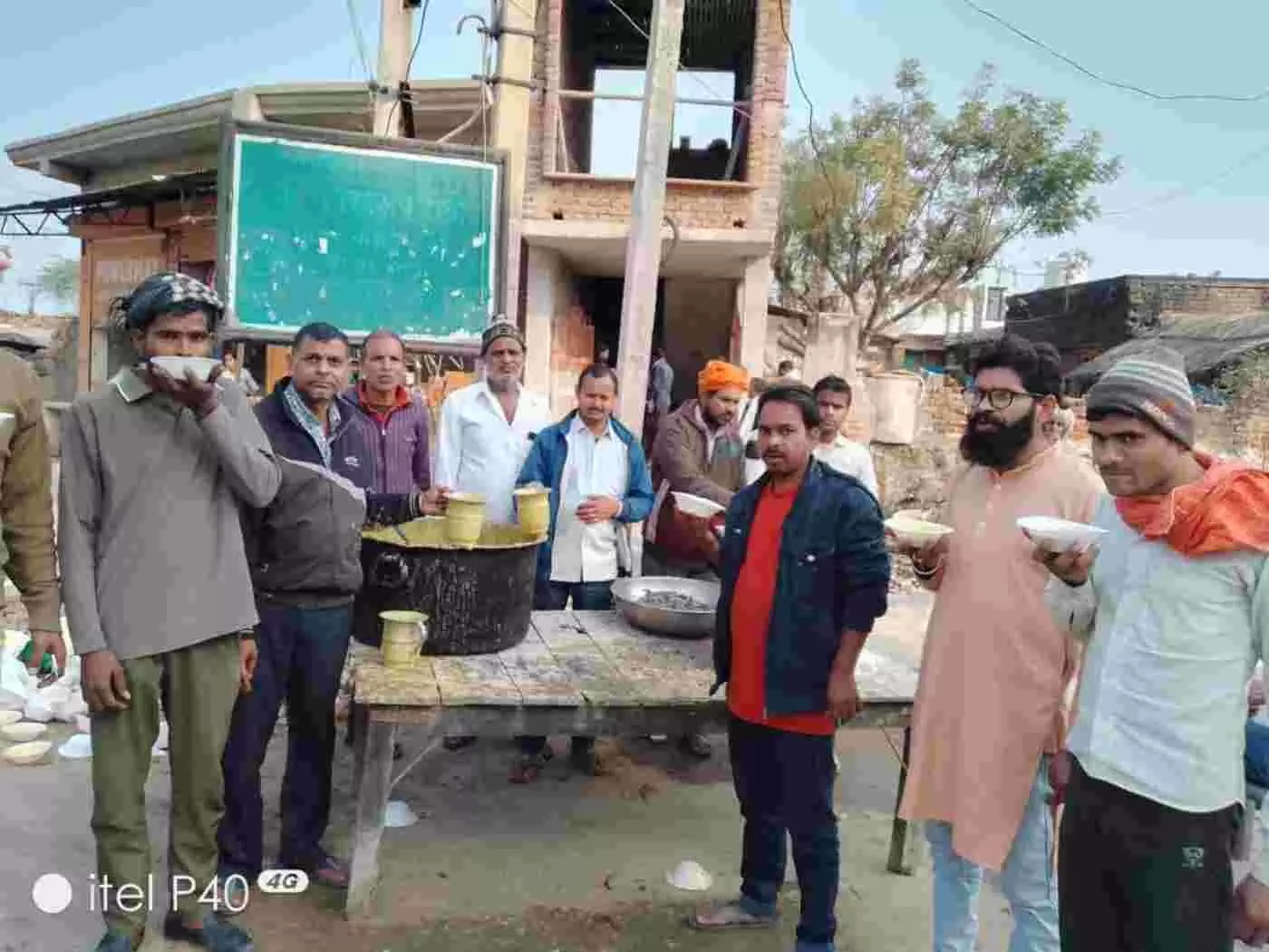 भुसावर में आस्था का महासंगम: 11 मन सामग्री से तैयार अन्नकूट प्रसादी के लिए उमड़ा श्रद्धा का सैलाब, जयकारों से गूंजा आकाश