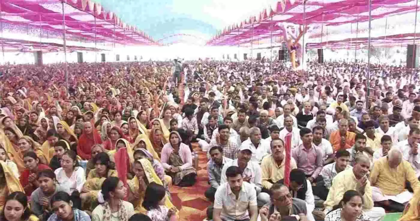 बकानी में उमड़ा श्रद्धा का सैलाब: पं. कमल किशोर नागर बोले—मकान बड़े हुए पर मन छोटे हो गए, संस्कारों की रक्षा ही असली भक्ति