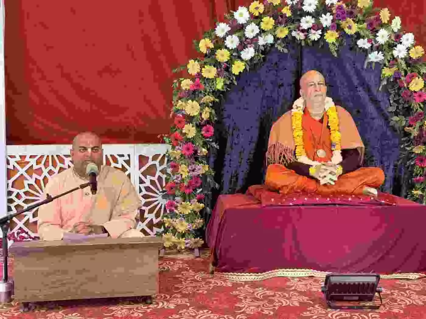 कोटा के इस्कॉन नंदग्राम में उमड़ा श्रद्धा का सैलाब: श्रील प्रभुपाद की शरण में भक्तों ने लिया आध्यात्मिक उत्थान का संकल्प
