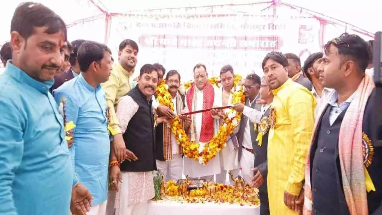 Cabinet Minister Zoraram Kumawat described education and technology as the key to the upliftment of society.
